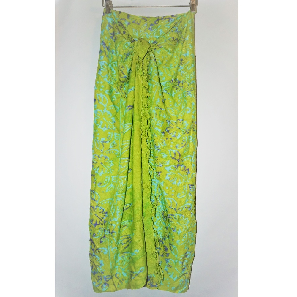 NEW!! Beautiful Green & Pink Batik Sarong